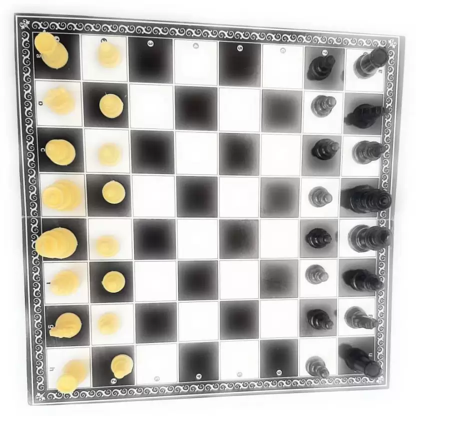 Challenge Chess + Ludo